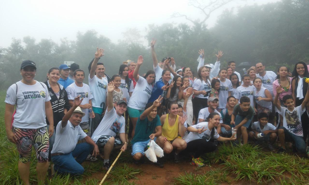 Caminhada até o pico mais alto de Anchieta neste domingo, 13