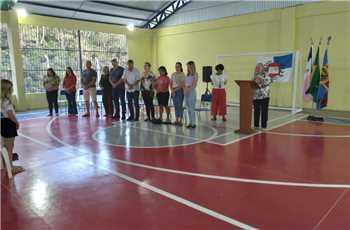 Escola Fazenda Schwambach, em Melgaço, ganha espaço esportivo