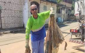 Equipe da Semserv encontra até lençol na rede de drenagem em Retiro Saudoso