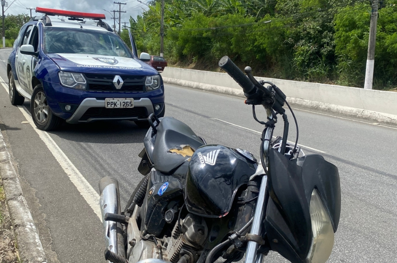 Cerco eletrônico: Olho vivo identifica moto roubada e motorista é conduzido