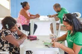 Mais de 100 pessoas foram atendidas no plantões CADÚNICO deste sábado (28)
