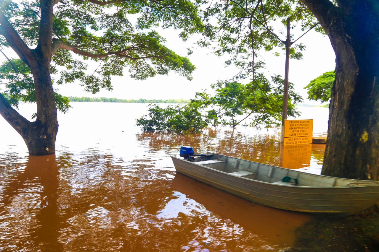 Nível do Rio Doce e atinge 3,70 metros; Defesa Civil municipal orienta moradores sobre riscos