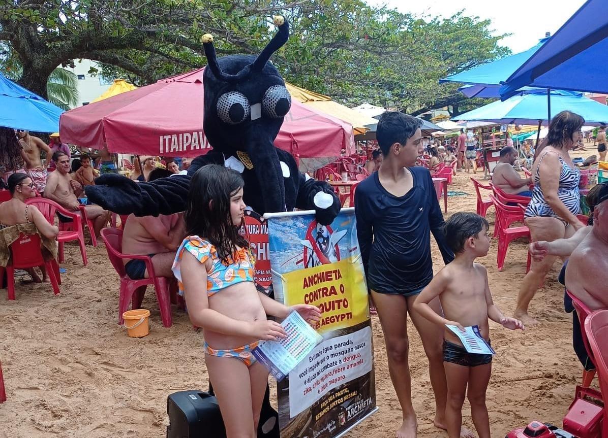 Prevenção e combate à dengue com diversão e informação nas praias