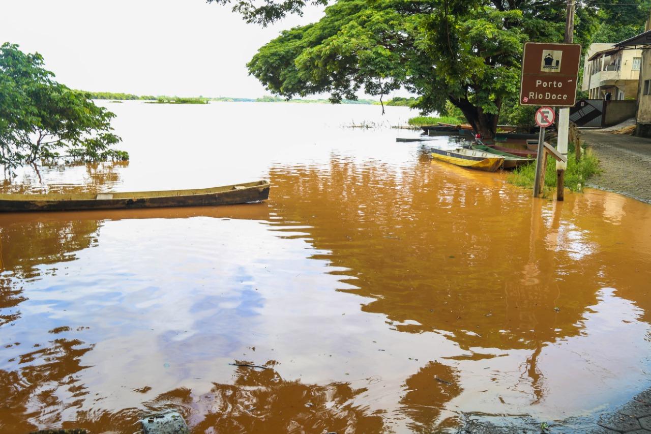 Rio Doce atinge cota de alerta e famílias do Olaria são orientadas sobre risco de alagamentos