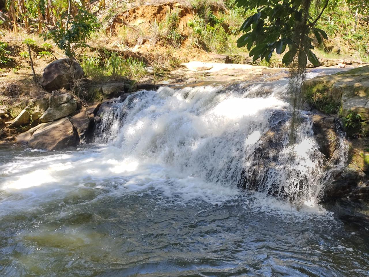 Sábado tem passeio de catamarã e domingo tem caminhada em Alto Joeba