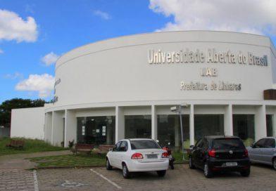 Abertas até o dia 6 de fevereiro as inscrições do Processo Seletivo do curso à distância de Licenciatura em Letras Português no Polo UAB