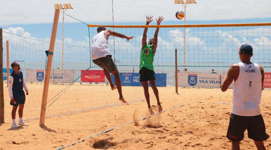 ​Torneio de Vôlei de Praia agita as areias da Praia de Itaparica