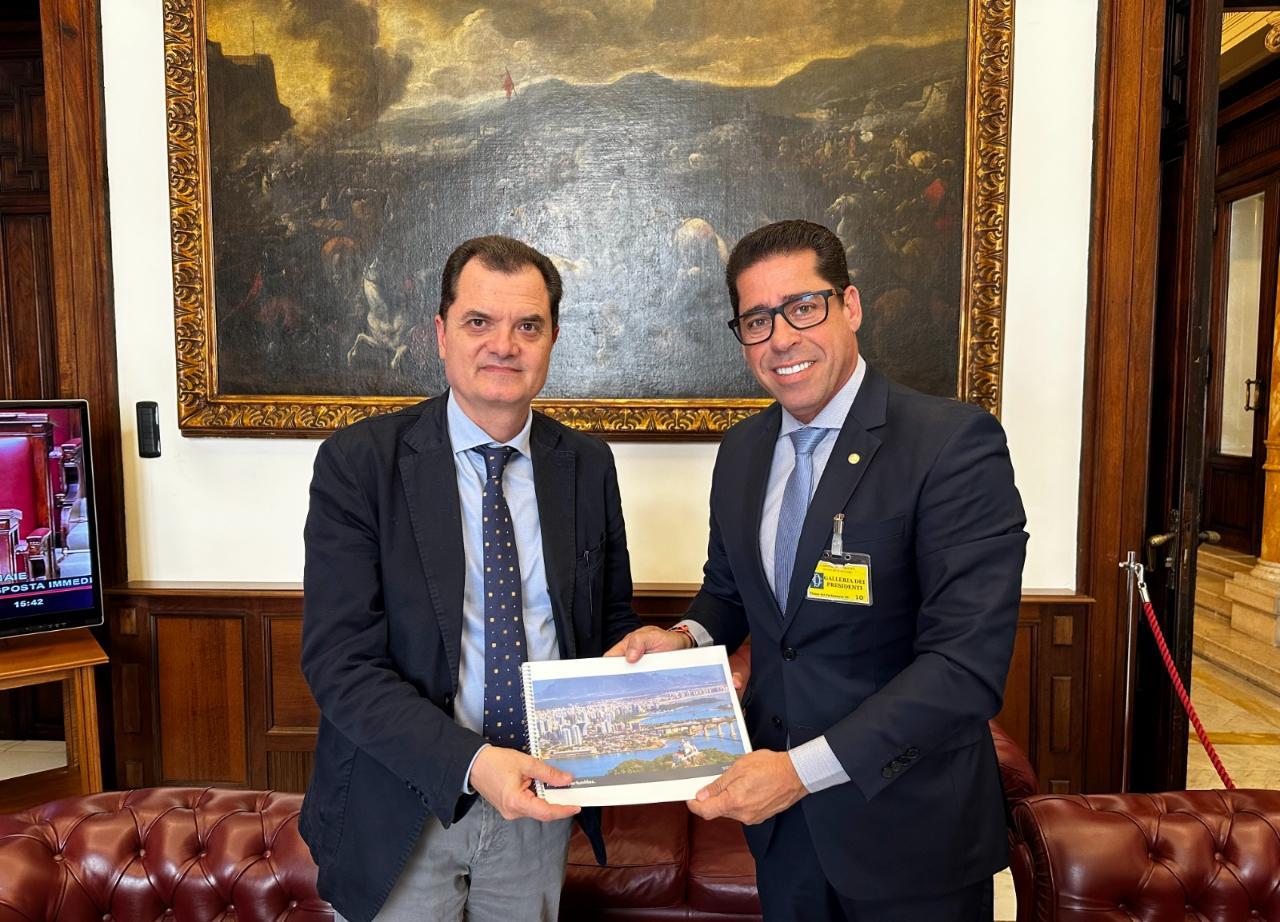 150 anos de imigração italiana no ES: estudo de voo para Vitória e ampliação do atendimento do consulado