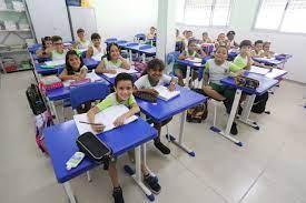 Emef Orlando Moreira de Lima, em Itapemirim, é entregue totalmente reformada à comunidade