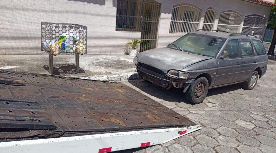 ​Guarda Municipal recolhe três veículos abandonados