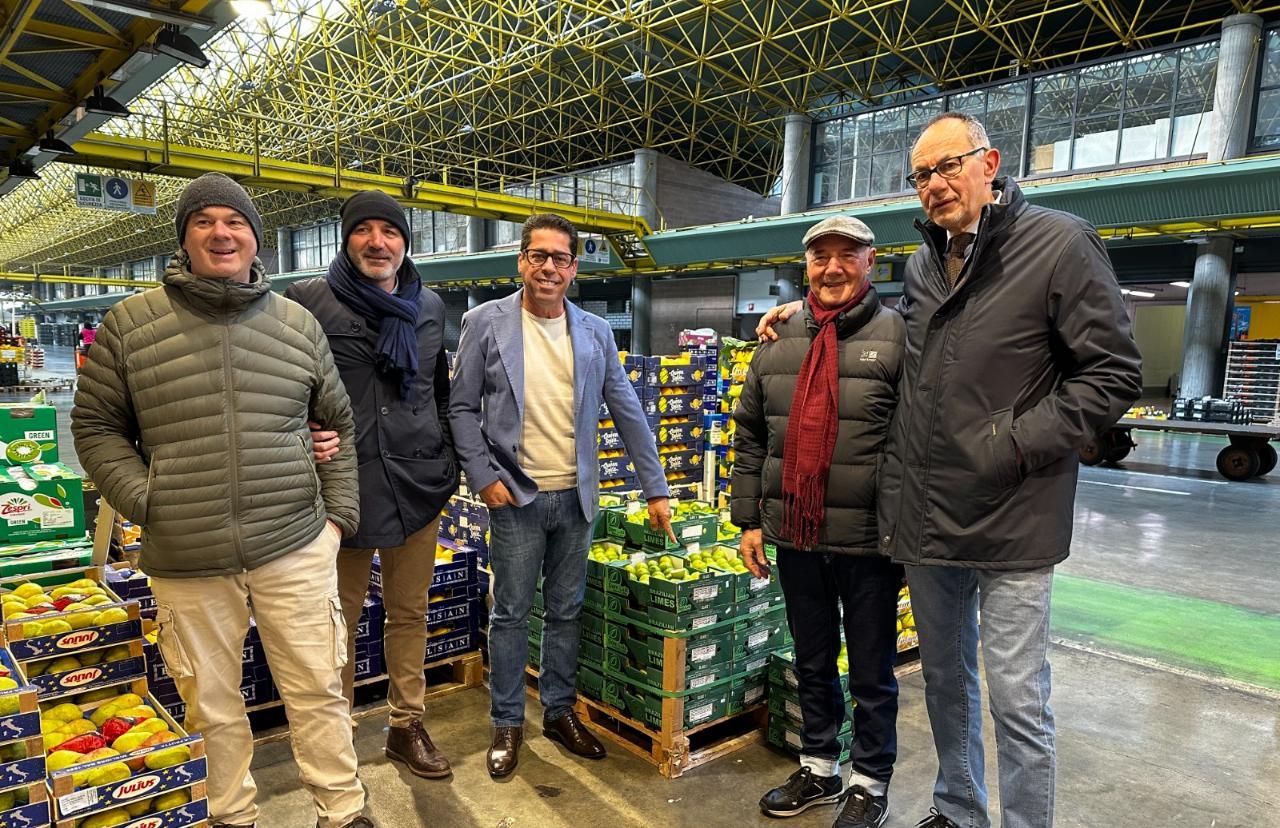 Marcelo Santos conhece soluções para Ceasa e lixo urbano