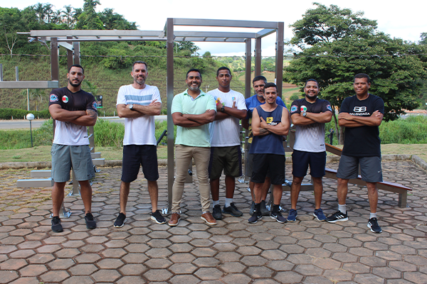 Prefeitura inaugura academia popular de musculação na Casa do Turista bairro Campo 21