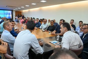 Prefeitura lança edital de R$ 237 milhões para asfaltar até 168 Km de vias