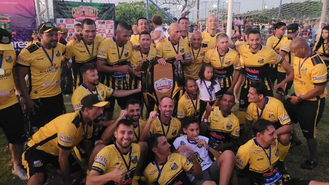 É campeão: Clube Atlético de Bebedouro vence Copa Norte de Futebol Master