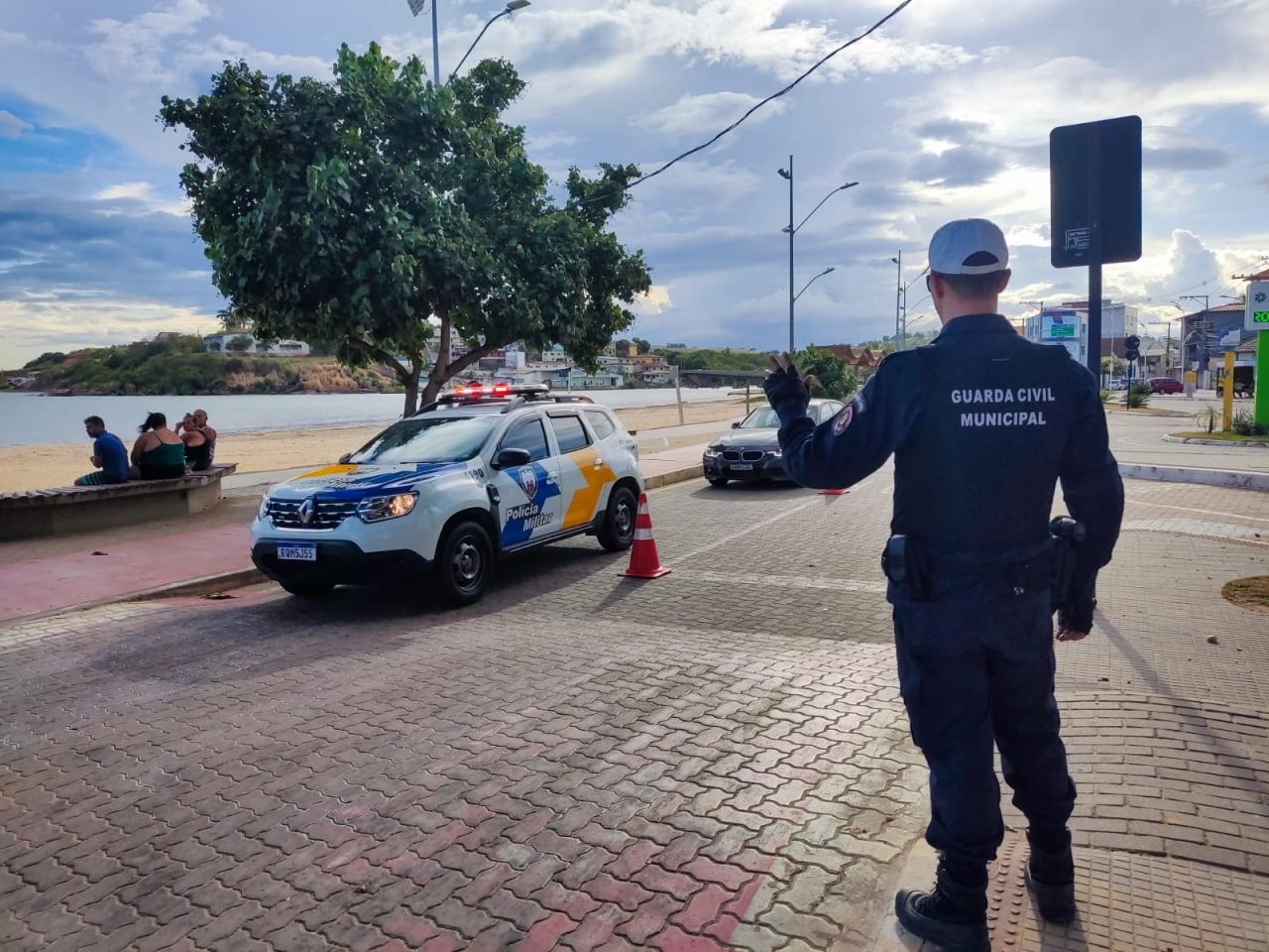 Guarda Municipal alerta sobre leis de trânsito