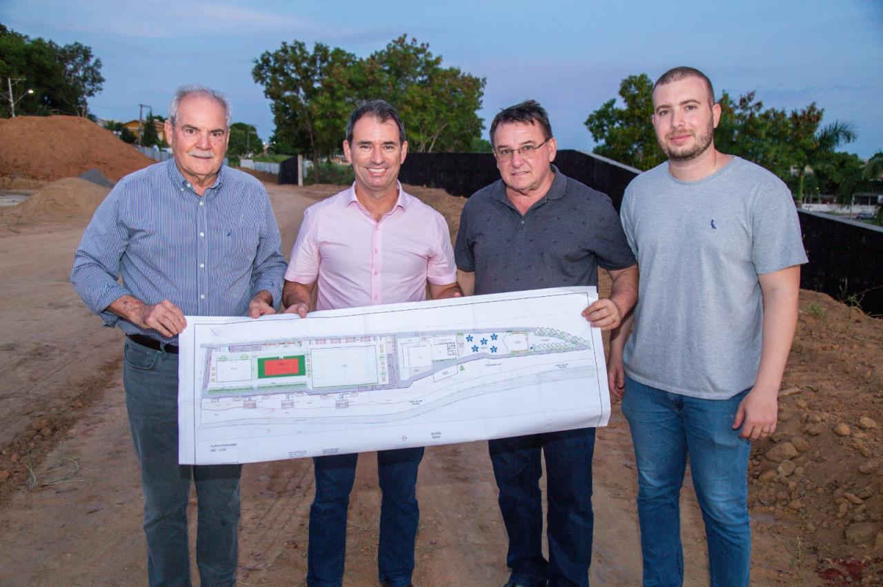 Prefeitura retoma obras do Complexo Esportivo e Cultural do bairro Palmital