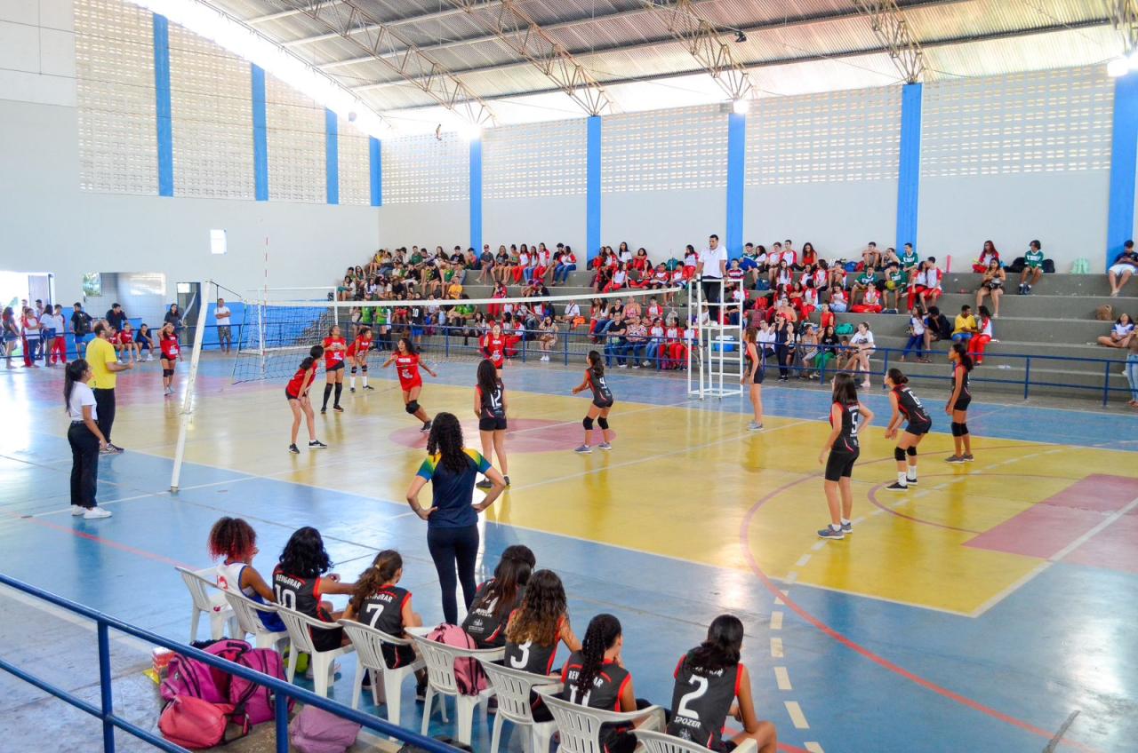 Vôlei: Linhares conhece os campeões da fase municipal dos Jogos Escolares do ES