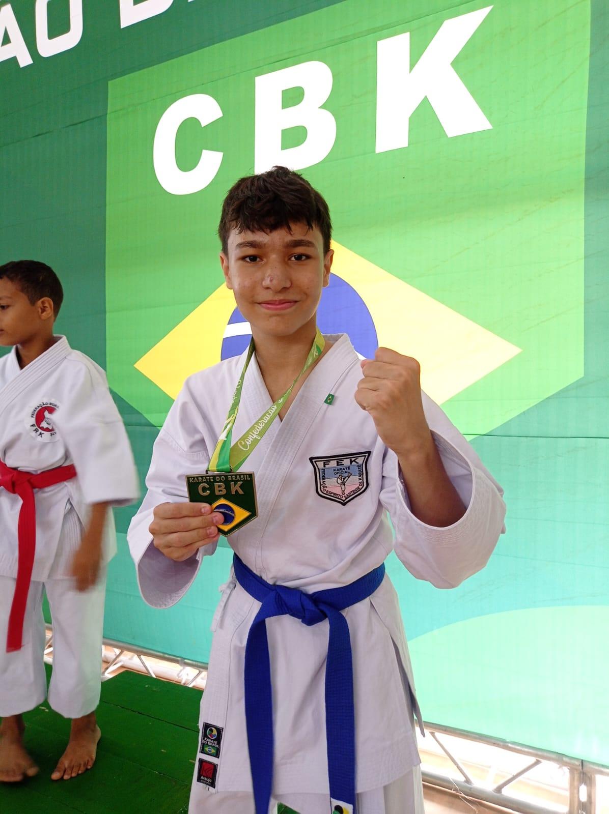 Atleta da Escola Municipal Elza Roni Scarpati se classifica para a final nacional dos jogos estudantis
