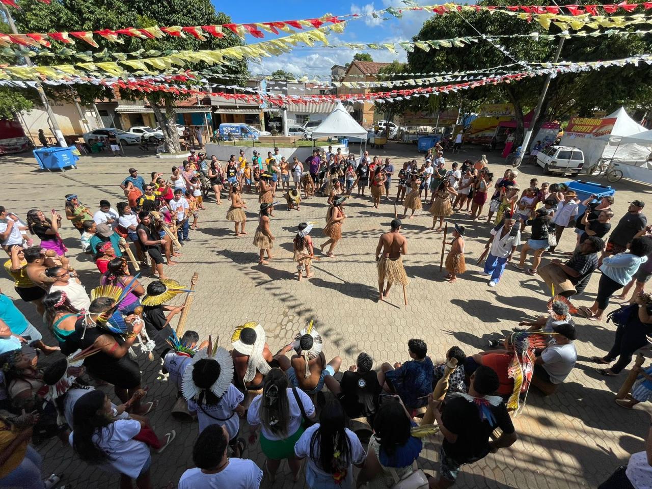 Festa de Caboclo Bernardo leva mais de 10 mil pessoas à Regência e movimenta a economia e o turismo da vila