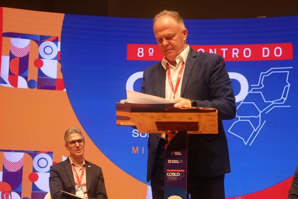Governador do Espírito Santo participa da abertura da 8ª edição do Cosud