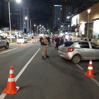 Guarda Municipal aborda 200 veículos na Saturnino de Brito e recupera veículo