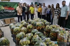 Secretarias de Assistência e Agricultura entregam cestas de alimentos a moradores e entidades cadastradas de Cariacica