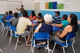 Serra oferta cerca de 500 vagas para a educação de jovens e adultos (EJA)