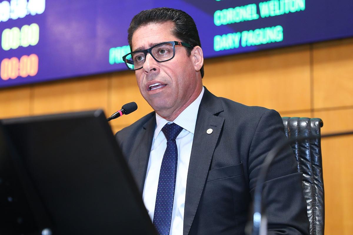 Liderança de Marcelo Santos garante aprovação da LDO na Assembleia e destaca sua atuação na condução de matérias importantes para o estado