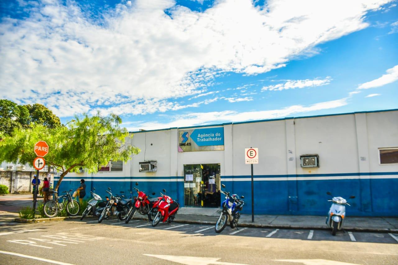 Sine Linhares oferta 452 vagas de emprego nesta segunda-feira, dia 24
