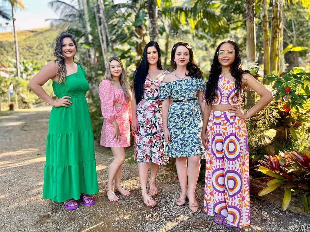 Cinco jovens disputam título de La Bella Bambina em Alto Pongal