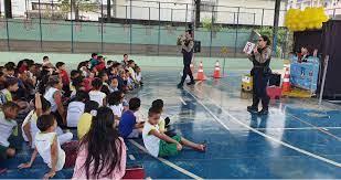 Educação para o trânsito: teatro para crianças é realizado na Emef Mariuza Secchin, em Nova Rosa da Penha