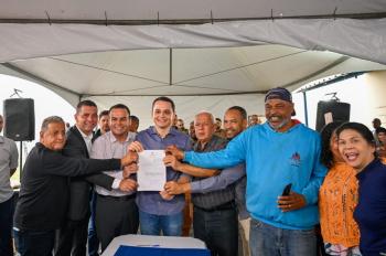 Sancionada lei que estipula pesca assistida na capital