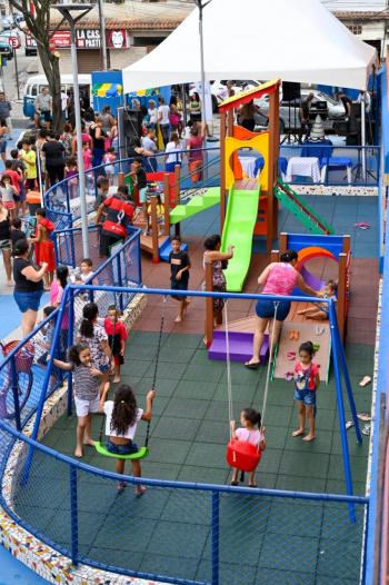 Entrega de Parque Kids em Santo André celebra aniversário de Vitória