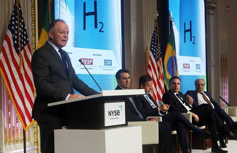 Governador defende engajamento de toda sociedade no combate às mudanças climáticas