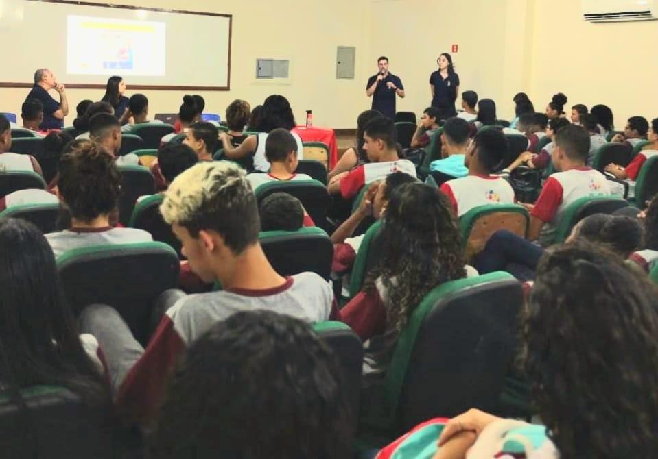 Jovem Ouvidor: projeto é desenvolvido em escolas de Anchieta