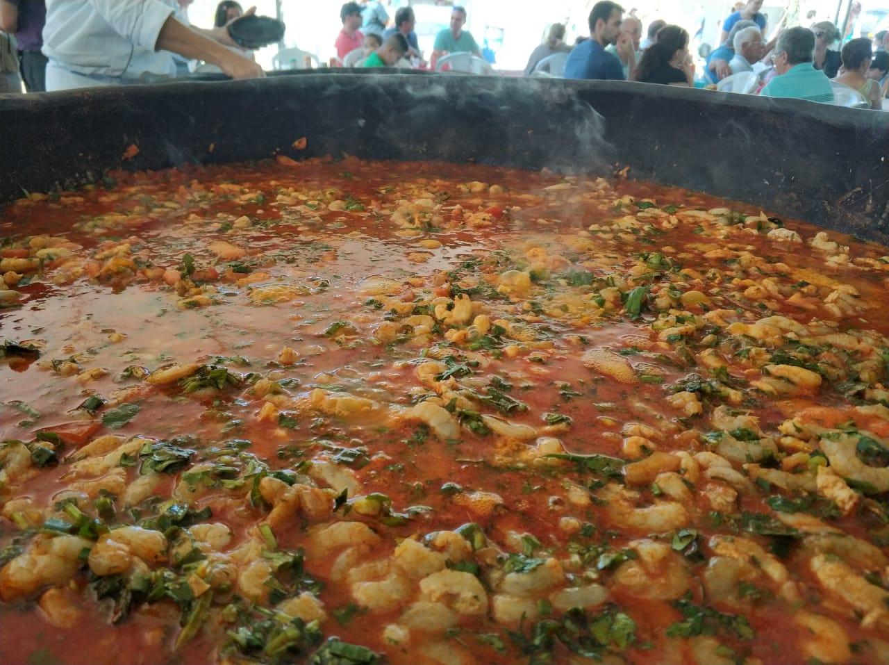 Moquecão de 400 kg neste sábado (09) em Anchieta
