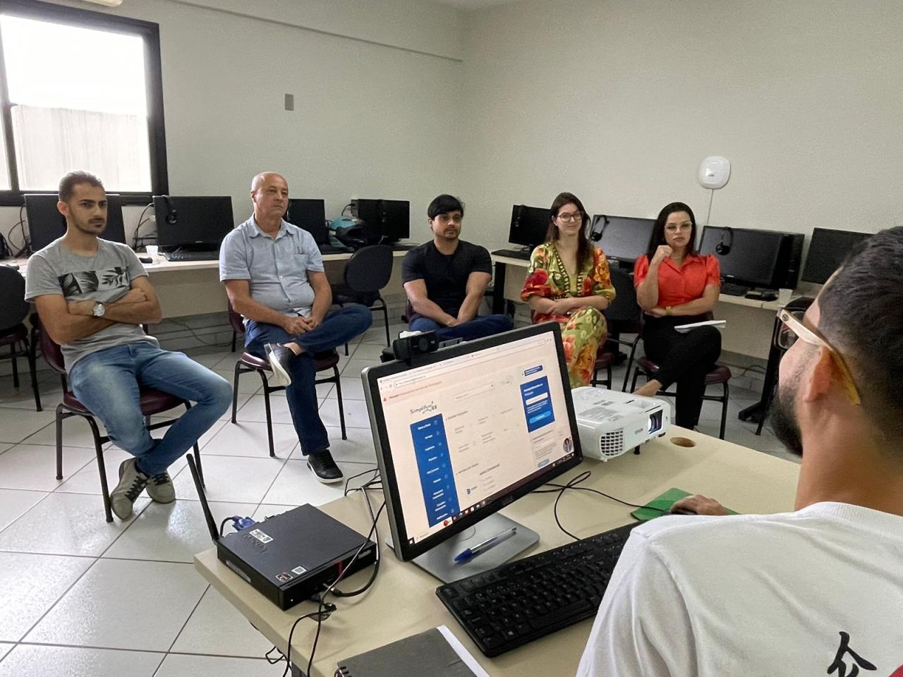 Prefeitura e Junta Comercial fortalecem parceria para impulsionar o Simplifica e facilitar negócios locais