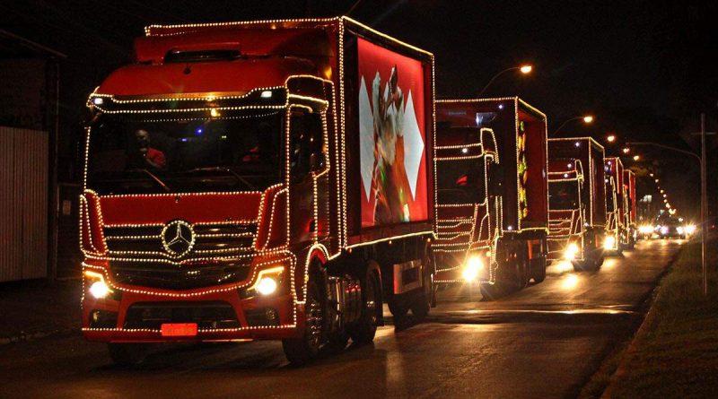 Caravana Iluminada da Coca-Cola vai passar por diversos bairros de Linhares no sábado (16); conheça percurso