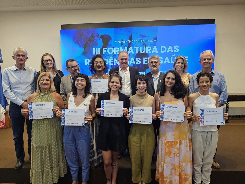 Governo do Estado forma mais de 100 profissionais nos Programas de Residências em Saúde