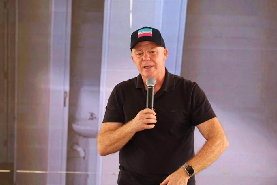 Governo anuncia polo industrial e construção de casas populares em Apiacá