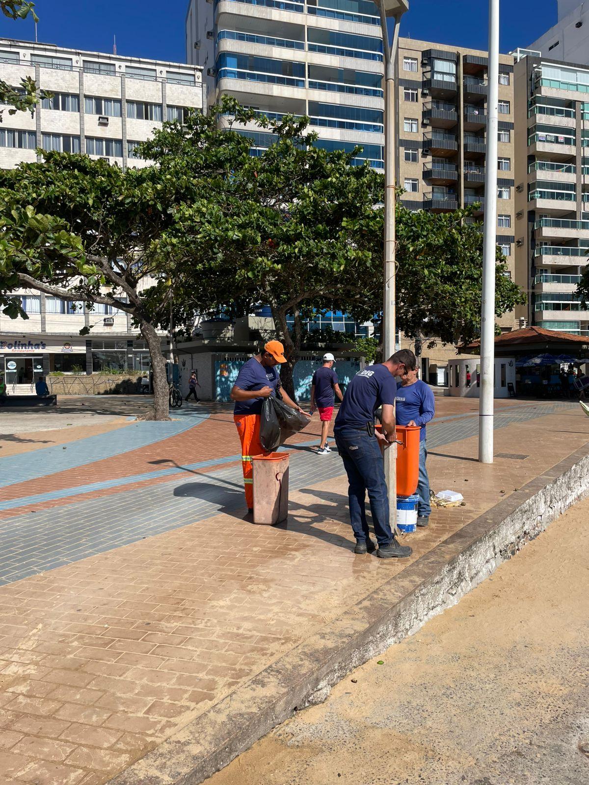 Praias de Guarapari vão receber 175 novas lixeiras para promover conscientização ambiental e melhorar a limpeza