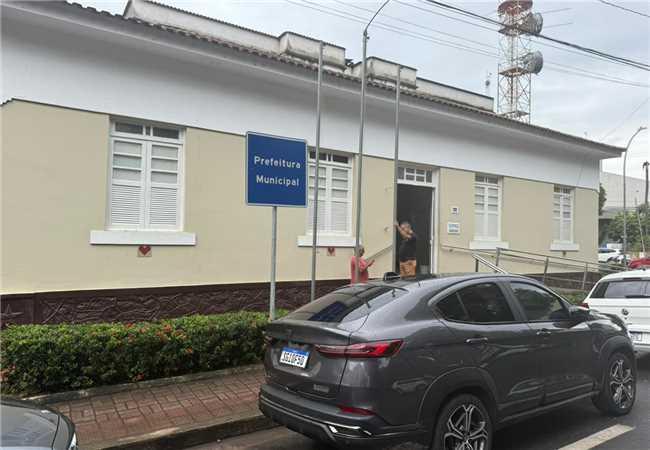 Prefeitura adota novo horário de funcionamento