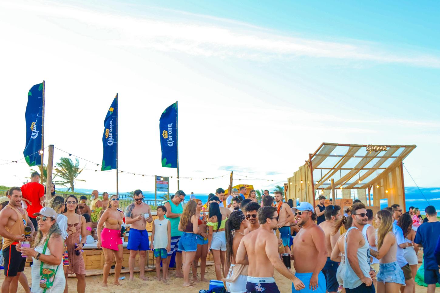 Verão 2025: praias de Linhares terão atrações musicais, cinema na praça e sunset