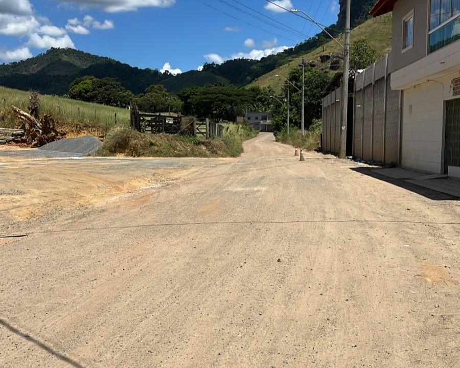 Mais 8 quilômetros de pavimentação no interior de Guarapari