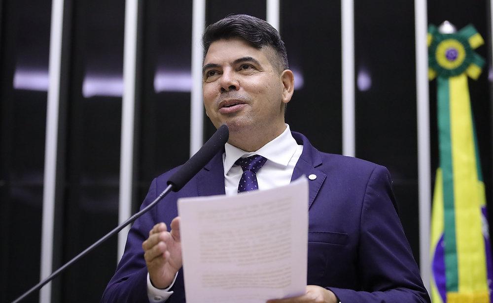 Messias Donato apresenta projeto para endurecer punições a agressores de mulheres