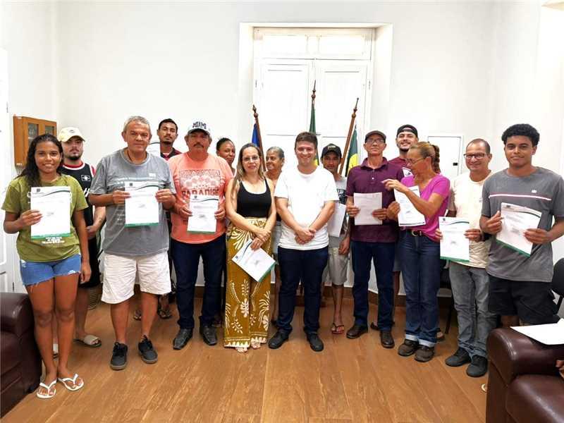 Posse dos novos servidores da limpeza pública