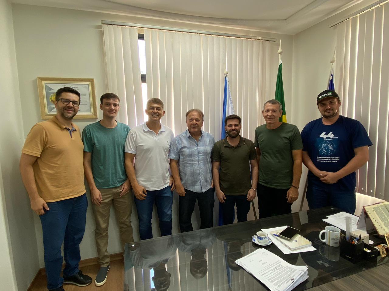 Rio Doce: secretário Guerino visita Marilândia e alinha projetos com prefeito Gutim