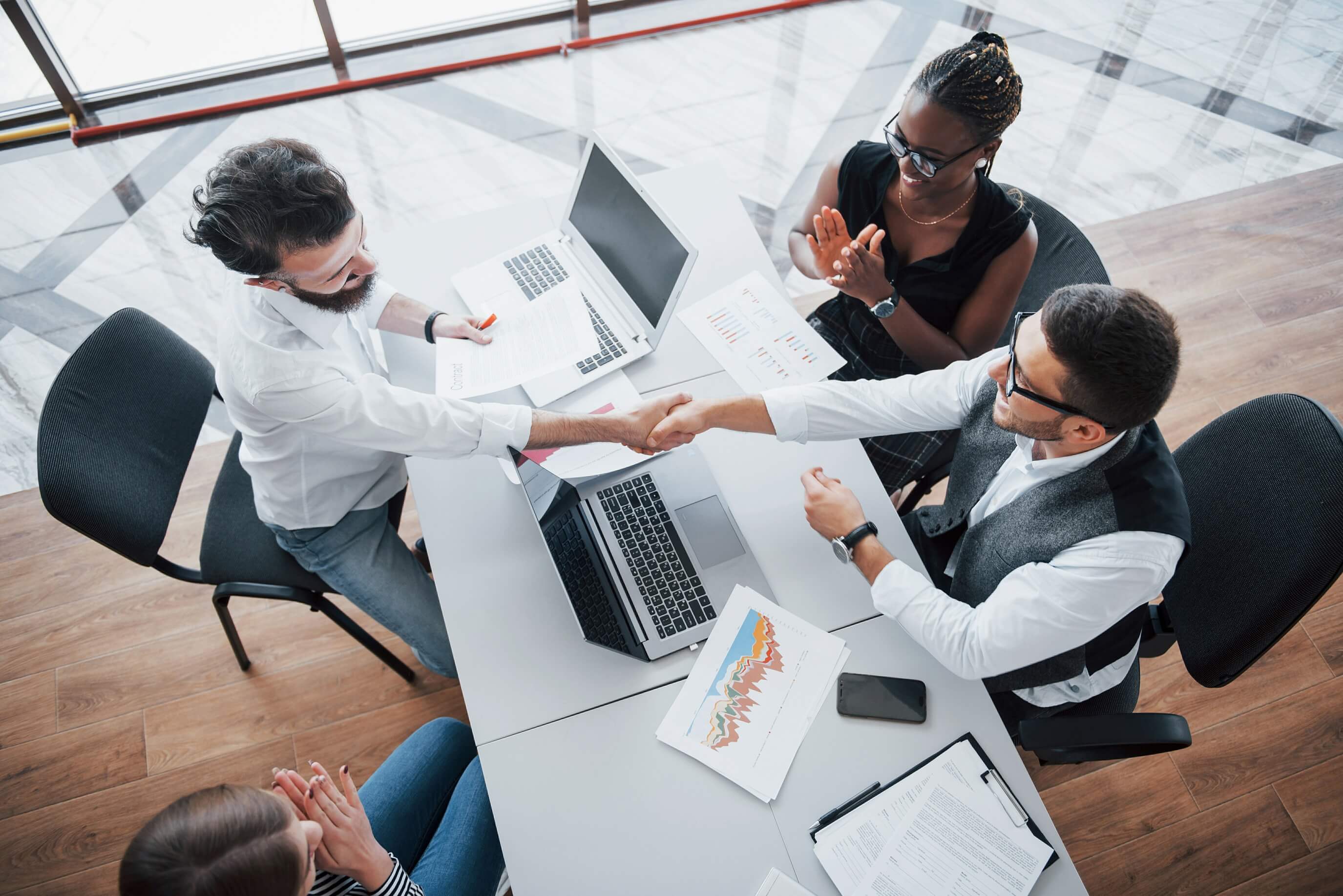 Meta certifica startup brasileira como nova BSP