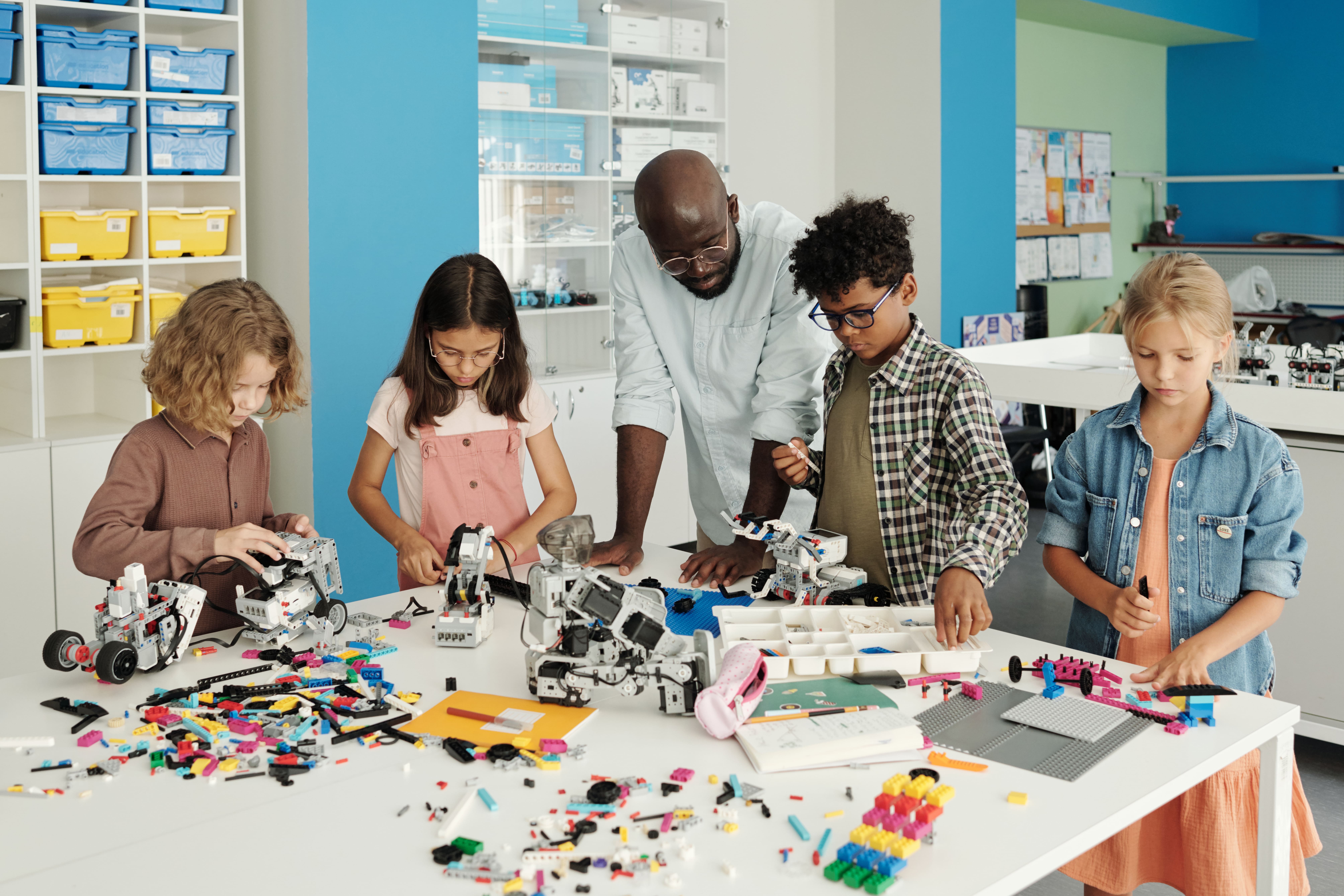 Robótica educacional ganha espaço em escolas brasileiras