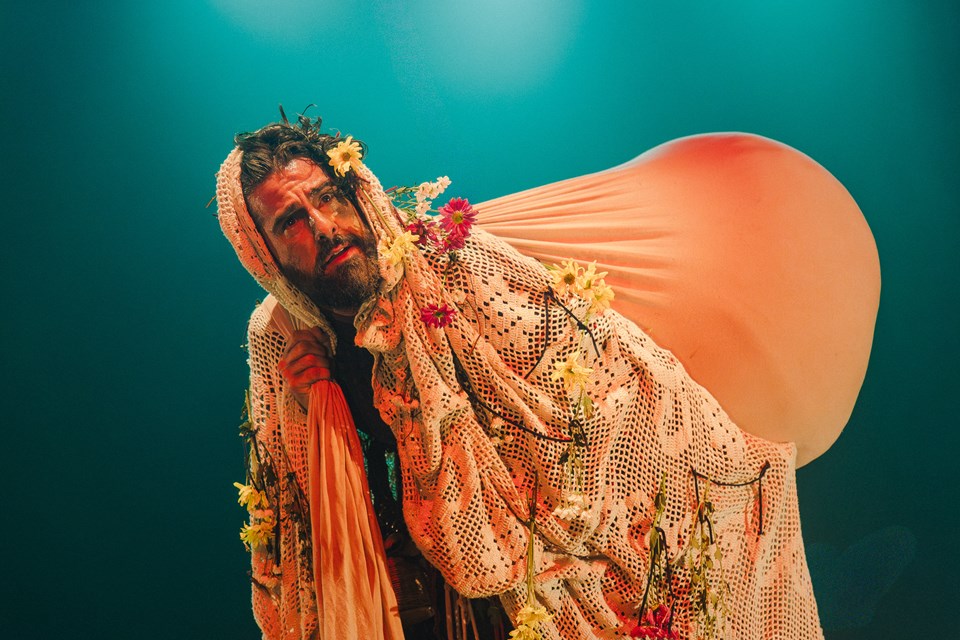 Eremita retorna ao Teatro Sônia Cabral para apresentação única em Vitória